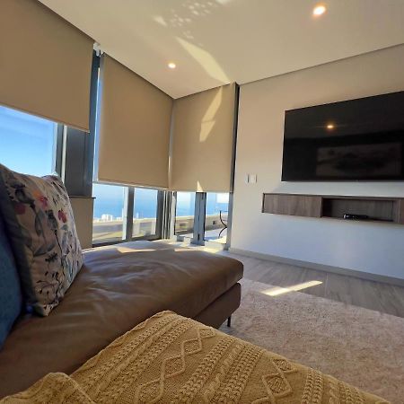 Umhlanga Arch Luxury Aparthotel Durban Buitenkant foto