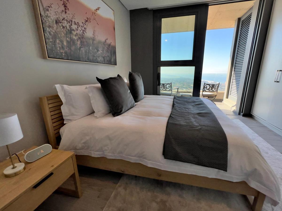 Umhlanga Arch Luxury Aparthotel Durban Buitenkant foto